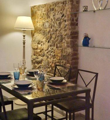 La Foce Apartment | Appartamento dal monumento