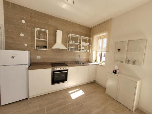 Lido Marini Apartment | Appartamento Demetrio 50m mare & shopping