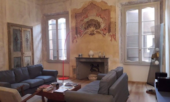 Old Town House | Appartamento di 180mq nel centro di Mantova con affreschi del 17 ° secolo