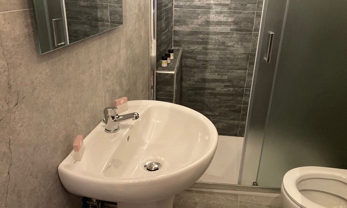 Viterbo Apartment | Appartamento immerso nel cuore del quartiere medievale S. Pellegrino