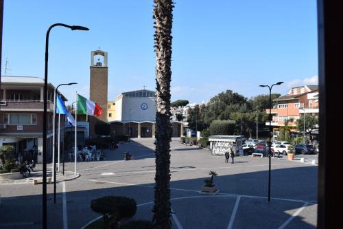 Lavinio Lido di Enea Apartment | APPARTAMENTO LAVINIO - Spacious, bright, and thoroughly outfitted with modern amenities - just 150 m from the sea
