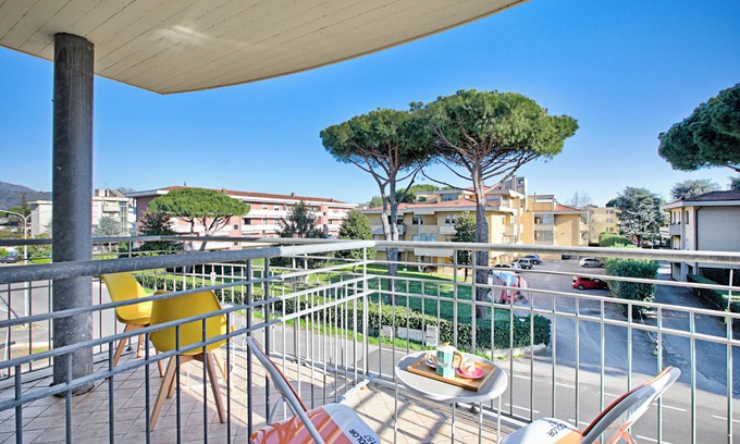 Lido di Camaiore Apartment | Appartamento Lola - 1 Km To The Beach, Camaiore, Italy