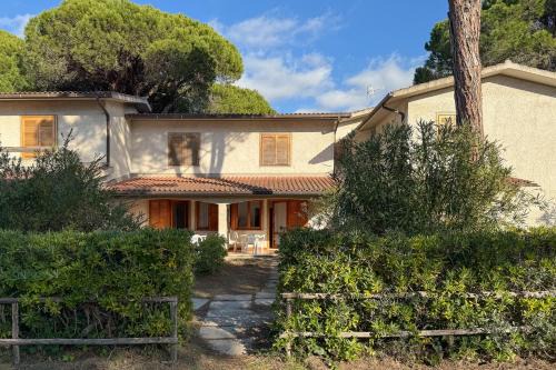 Principina a Mare Apartment | Appartamento Manta civico 4