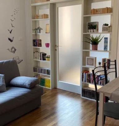 San Donato Apartment | Appartamento Mercante in Fiera BO con posto auto