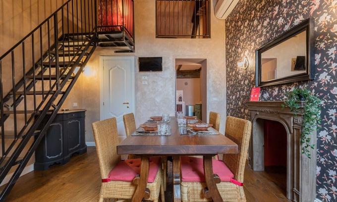 Roman Quarter Apartment | Appartamento San Domenico by Wonderful Italy