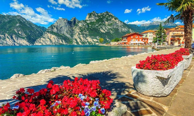 Torbole sul Garda Apartment | Appartamento Villa Daniel, Nago-Torbole, Italy