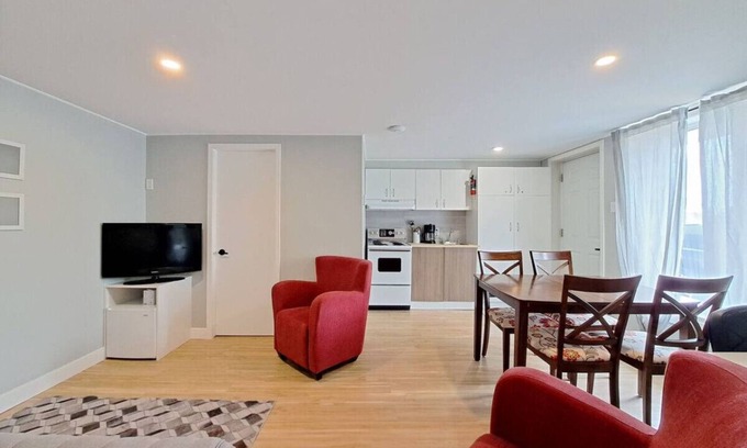 Ste Anne de Beaupre Apartment | Appartement Confort 11