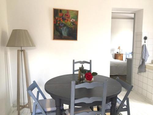 Saint-Genis Apartment | Appartement charmant a Saint Genis des Fontaines avec terrasse 35 m²