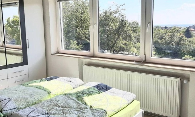 Schweigen-Rechtenbach Apartment | Appartement/fewo, Dusche, WC, Wohn-/schlafraum Nr2 - Gästehaus am Sonnenberg