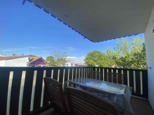 Boyardville Apartment | Appartement cosy à Saint-Georges-d'Oléron, 4 couchages, proche mer et commerces, avec balcon et parking - FR-1-246A-295