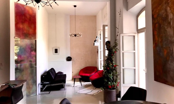 Arles City Centre Apartment | Appartement à la Roquette, dans l'Hotel de Divonne, classé.
