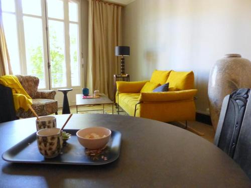 Thermal Apartment | Appartement élégant et confortable au cœur de Vichy, près de l'Opéra et des Parcs Napoleon III - FR-1-489-303