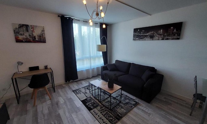 Beauvais Apartment | Appartement équipé proche aéroport et gare