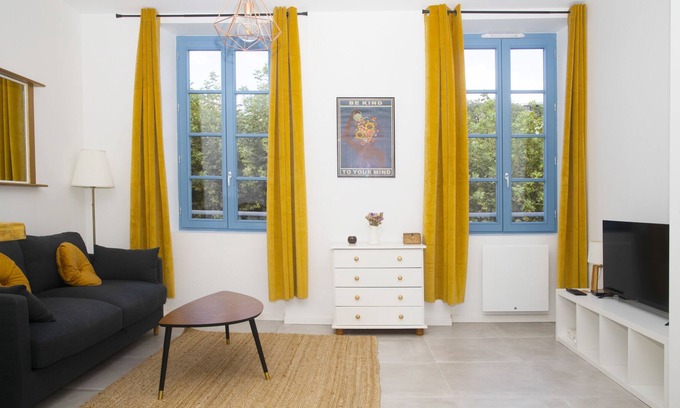 Romans-sur-Isere Apartment | appartement 202-Apartment-Comfort-Wet room