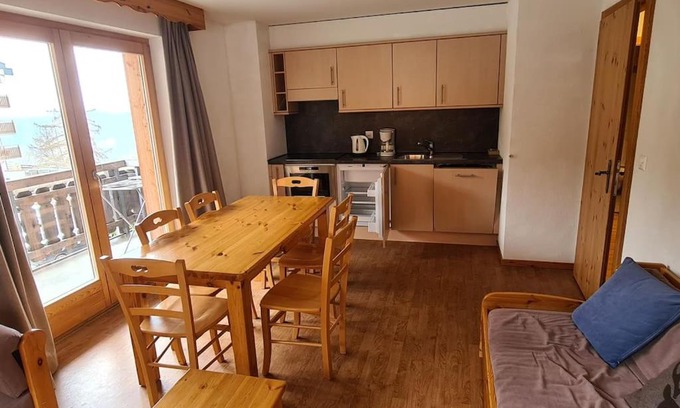 Saint-Pierre-de-Clages Apartment | Appartement 3.5 Nendaz