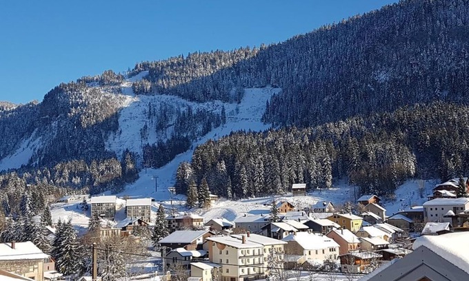 Mijoux Apartment | Appartement 3 pièces + coin montagne -6 pers TAV10