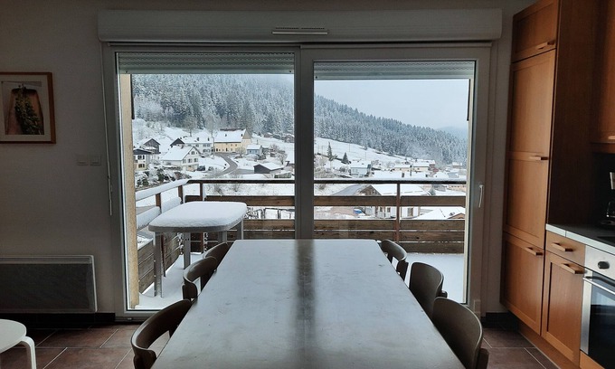 Gerardmer Apartment | Appartement 6 Personnes aux Pieds des Pistes et Sentiers de Randonnées
