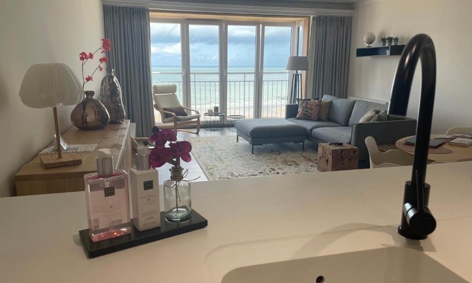 Middelkerke Apartment | Appartement Belle Mer - Adults Only