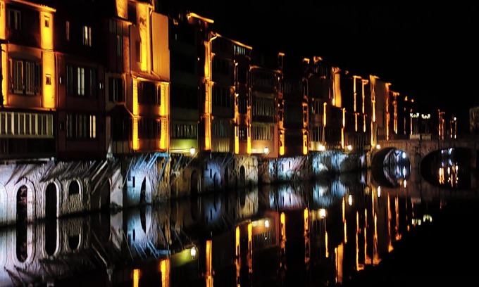 Castres Apartment | Appartement Bulle D'antan - Jacuzzi 2 Places - Centre Ville - Parking Gratuit