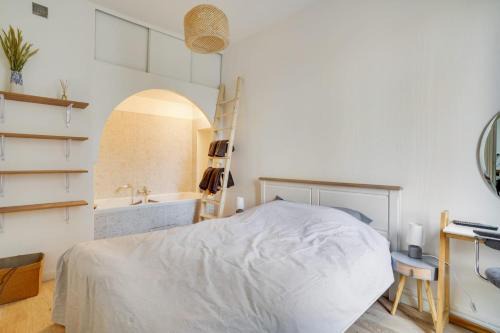 Louis Bertrand-Mirabeau-Semard Apartment | Appartement charmant entièrement équipé