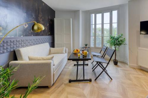 Aubervilliers Apartment | Appartement chic et moderne