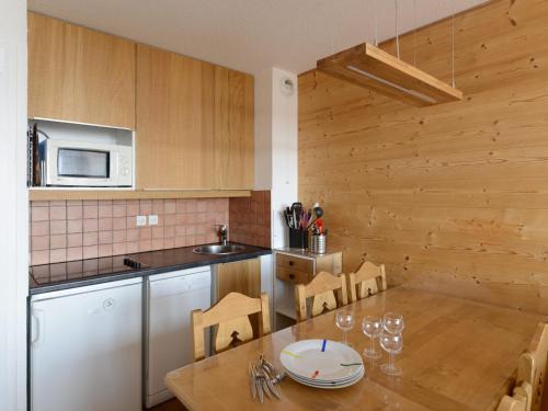 Belle Plagne Apartment | Appartement confortable skis aux pieds, balcon, animaux admis, Belle Plagne - FR-1-181-1182