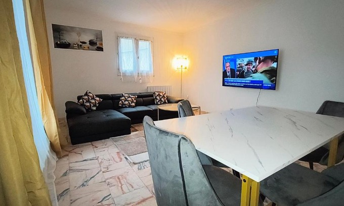 Montmagny Apartment | Appartement cosy à Montmagny