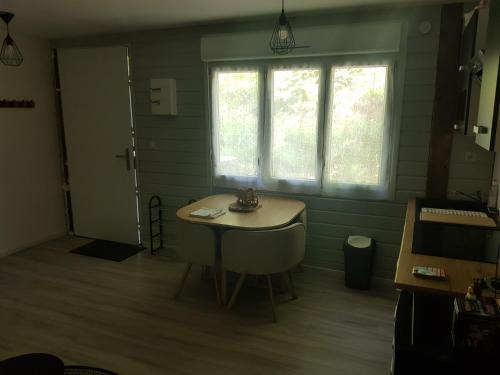 Travexin Apartment | Appartement cosy calme à l'orée du bois