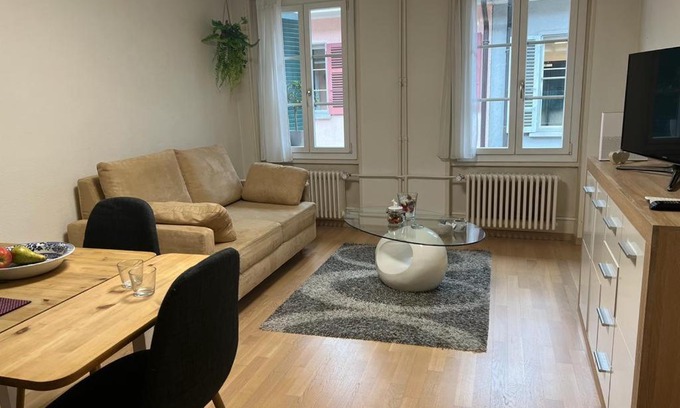 Pully Apartment | Appartement dans maison puylerienne