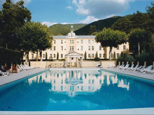 Montbrun-les-Bains Apartment | Appartement Duplex Rez Jardin