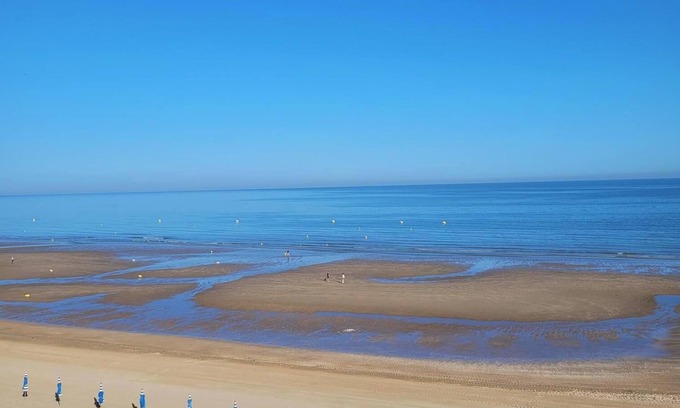 Blonville-sur-Mer Apartment | Appartement Front de mer 3 Chambres