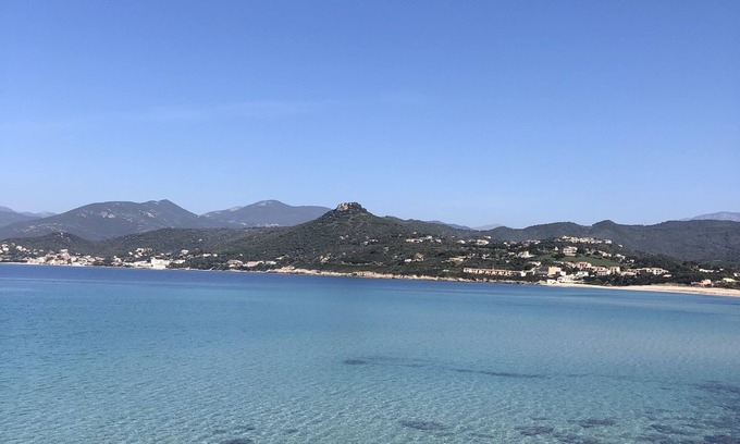 Tiuccia Apartment | Appartement F3 à 3 mn à Pied de la Plage, Grand Jardin Propriété Fermée Digicode
