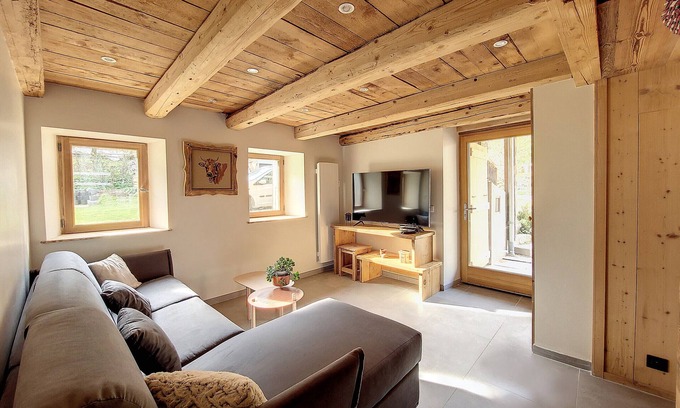 Saint-Jean-dʼAulps Apartment | Appartement Chez Henri
