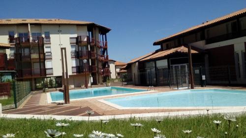 Vieux-Boucau-les-Bains Apartment | Appartement vue lateral du lac