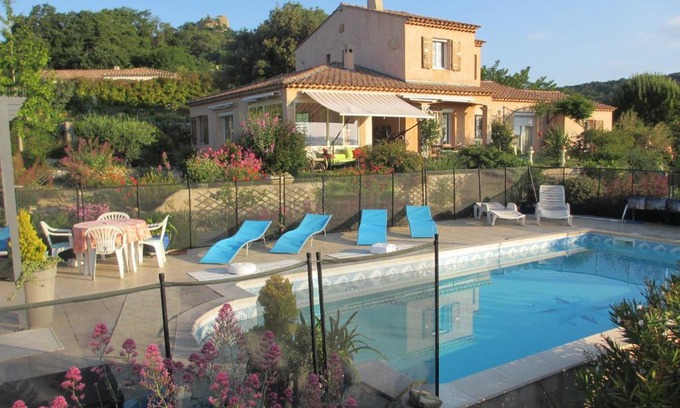 Vernegues Apartment | Appartement les Balcons d'Azur