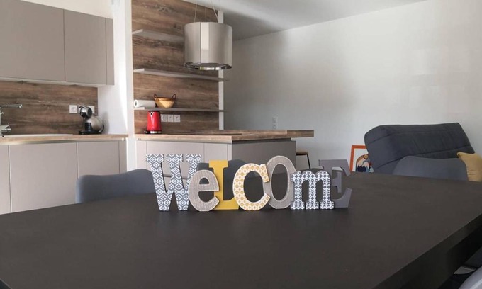 Villard-de-Lans Apartment | Appartement lumineux et spacieux avec terrasse et parking, à 15 min à pied du centre, parfait pour 6 pers ! - FR-1-548-6