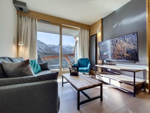Tignes le Lac Apartment | Appartement moderne au cœur de Tignes, 2 chambres, balcon, WiFi, linge fourni - FR-1-641-3