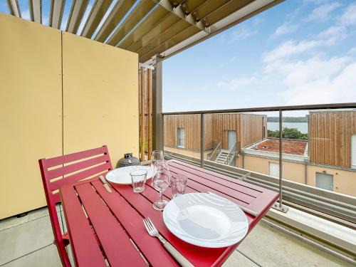Saint-Pierre Apartment | Appartement moderne - Terrasse - Vue Mer - Parking - Wifi