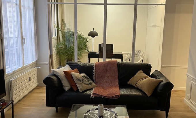 Saint-Fargeau Apartment | Appartement Paris