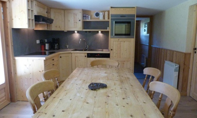 Beaufort Apartment | Appartement proche des pistes, 6 personnes, 2 chambres - CH11APPT