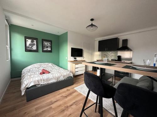 Maisons-Alfort Apartment | Appartement proche Paris et métro - Parking privé