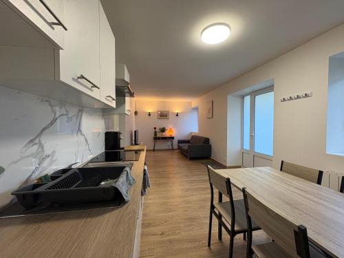 Villereversure Apartment | Appartement rénové au cœur de la campagne