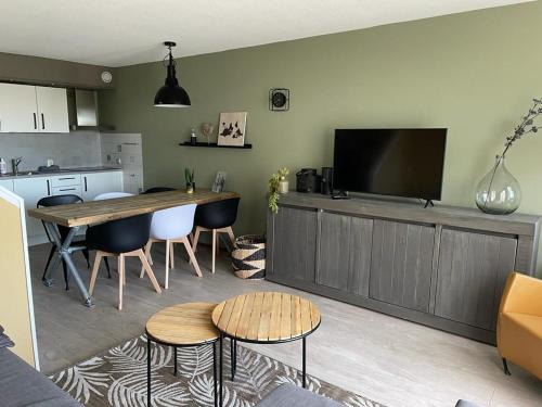 Hollum Apartment | Appartement Senang, Resort Amelander Kaap