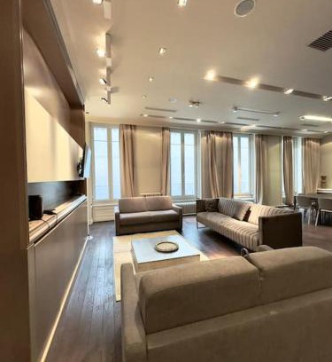 Terreaux - Bat d'argent Apartment | Appartement spacieux et lumineux pour 8, Lyon 1er
