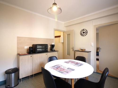 Mont-Dore Apartment | Appartement T1 confortable au Mont-Dore pour 2 personnes - FR-1-415-151