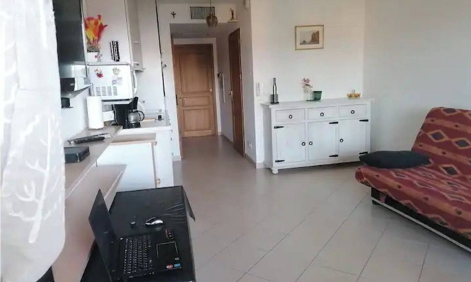 L'Ile-Rousse Apartment | Appartement T2 en Résidence Tout Confort