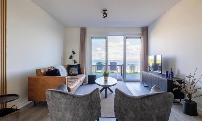 Sint-Annaland Apartment | Appartement Vista Maris ‘Charlotte's Pearl on the Eastern Scheldt’ - Havenweg 8-44 | Sint-Annaland (Oosterschelde)
