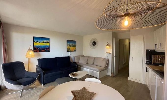 Giens Apartment | Appartement vue mer et pieds dans l'eau