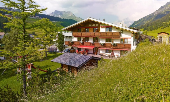 Lech am Arlberg Apartment | Appartementhaus Holiday