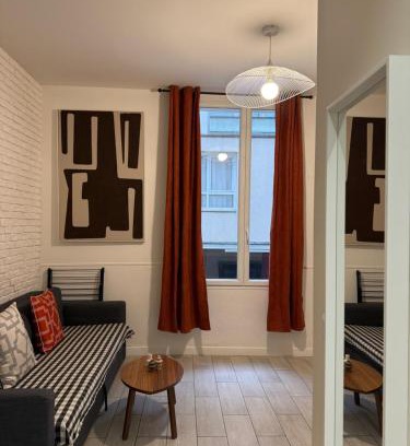 3rd Arrondissement Apartment | Appartements Au Coeur du Marais